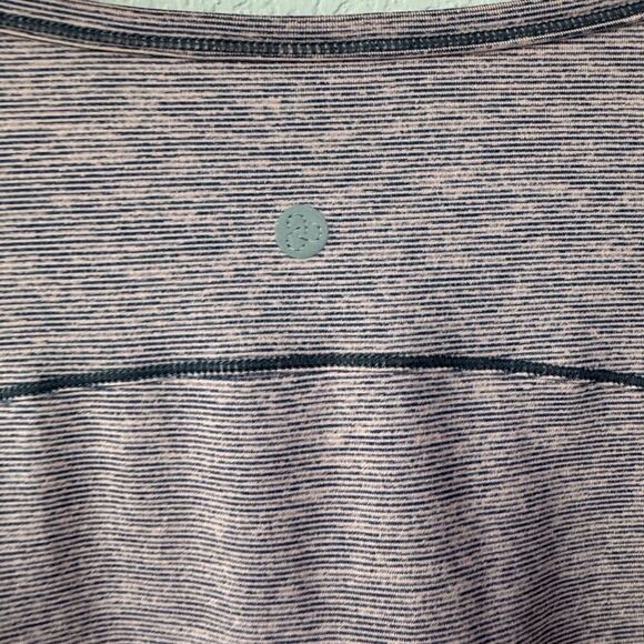 Zella Women’s Keyhole Long Sleeve Pullover Top XL Stretchy Workout Gym Running - Picture 5 of 7